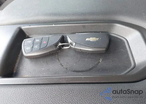 2021 Chevrolet Tahoe 4Wd Ls z USA, uszkodzony, nr VIN 1GNSKMED5MR293683